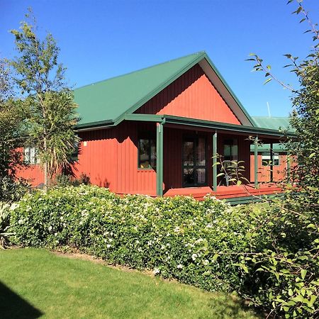 Cedar Chalets And Barkers Lodge Methven Room photo